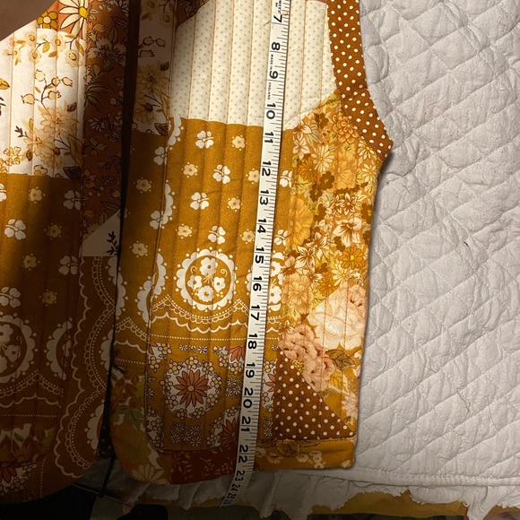 Spell Cha Cha Quilted Vest Small - Picture 10 of 10